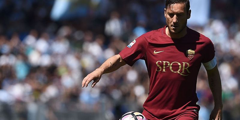 Francesco Totti thuộc về Rome khi mới ra đời