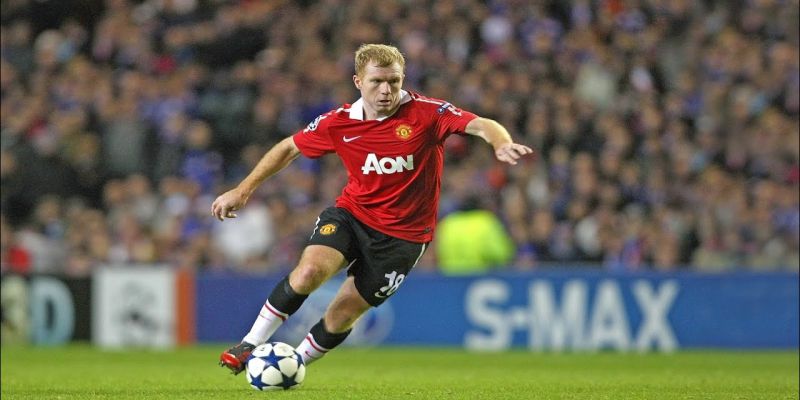 Paul Scholes luôn chiến đấu hết mình ở mọi mặt trận