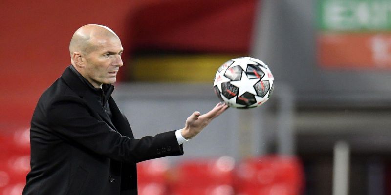 Zidane thể hiện khả năng cầm quân tài ba của mình